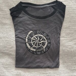 Prana Dark Gray Graphic Men's Tee